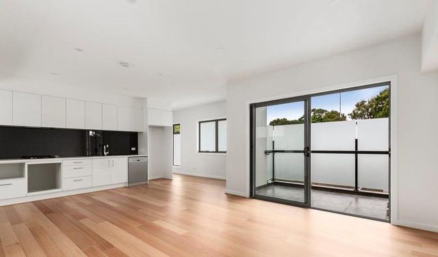 2/176 East Boundary Road, VIC 3165