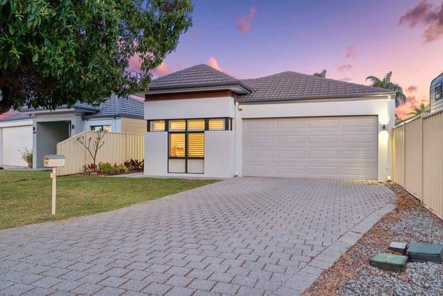 12B Cornish Crescent, WA 6152