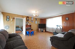 Lounge 2 (2011-02-22)