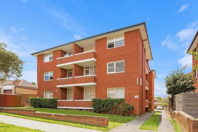 8/15 St Albans Road, NSW 2208