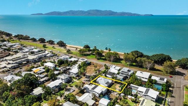 6 Falcon Street, QLD 4810