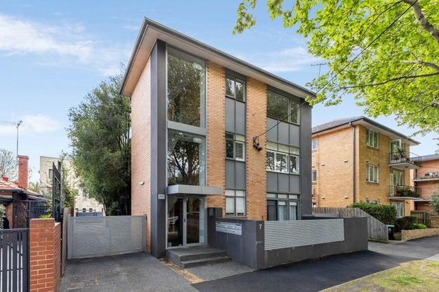 7/7 Ravens Grove, VIC 3183