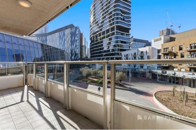 613/100 Harbour Esplanade, VIC 3008