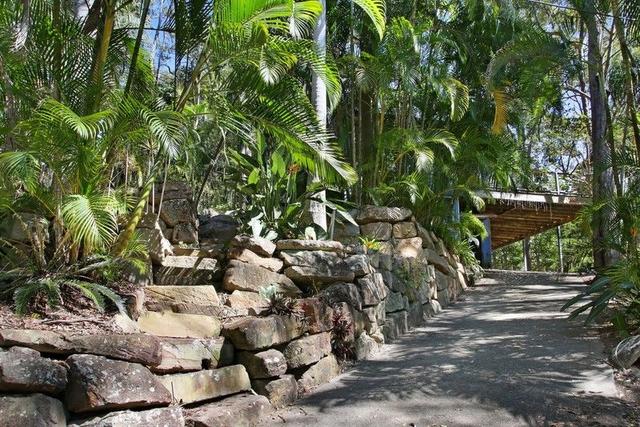 65 Ocean Parade, QLD 4220