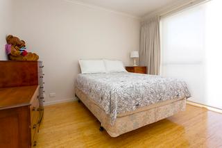 Bedroom (2012-08-24)