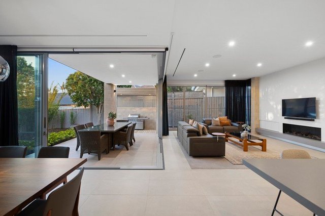 21 Bent Parade, VIC 3193