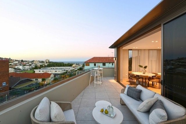PENTHOUSE 4/163 Coogee Bay Road, NSW 2034