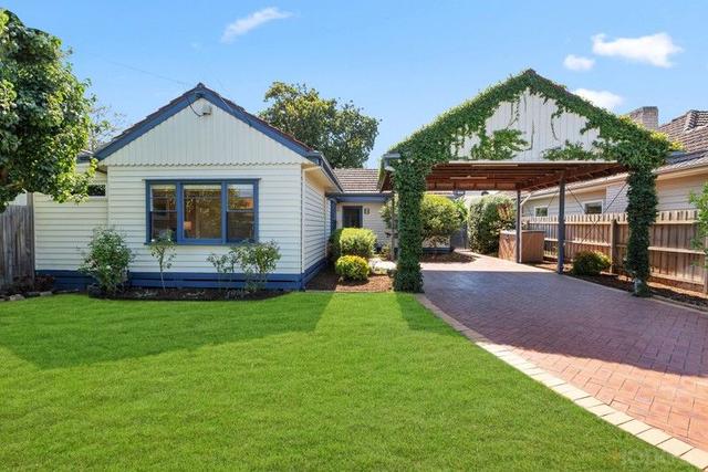 24 Elm Grove, VIC 3195