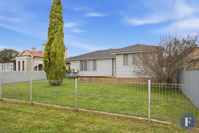 4 Spring Street, NSW 2594