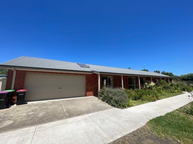 34 Snodgrass Street, VIC 3658