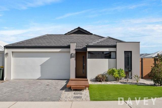 6 Amadeus Way, WA 6055