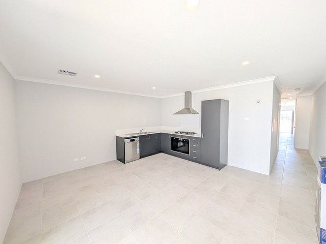 4A Cetus Loop, WA 6063