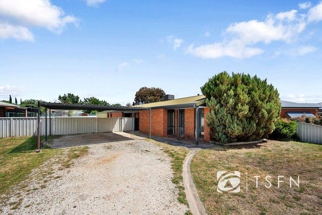 30 Redwood Drive, VIC 3551