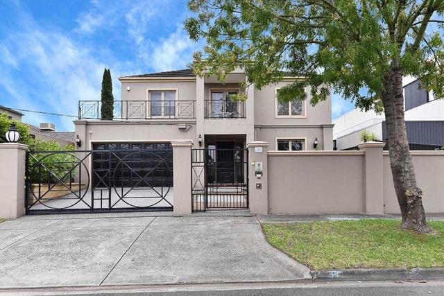 16 Merchiston Grove, VIC 3041