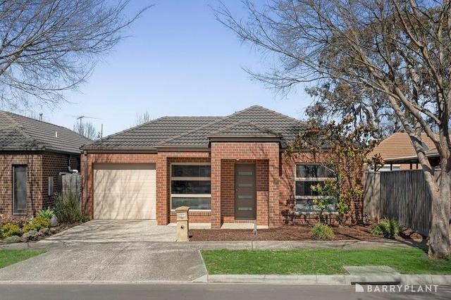 10 Larnook Place, VIC 3752