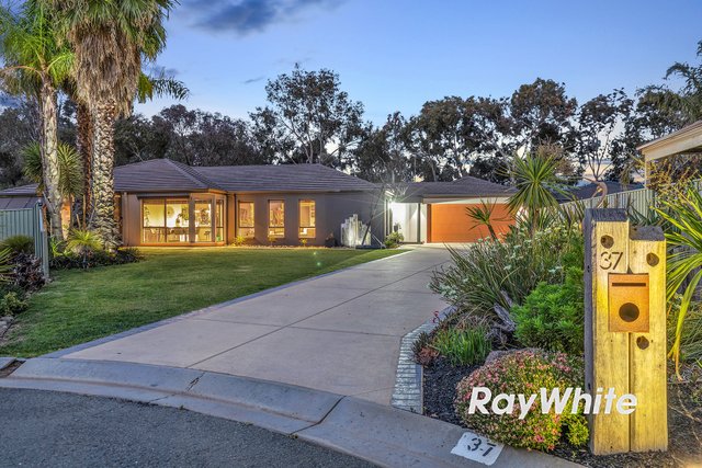 37 Woodlands Circuit, VIC 3564