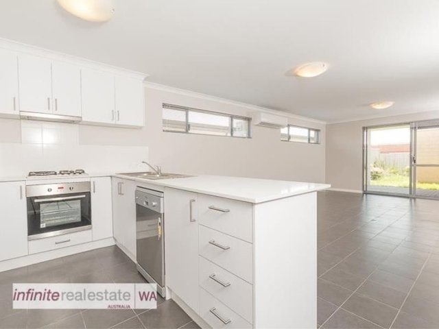 132 Shorehaven Boulevard, WA 6038