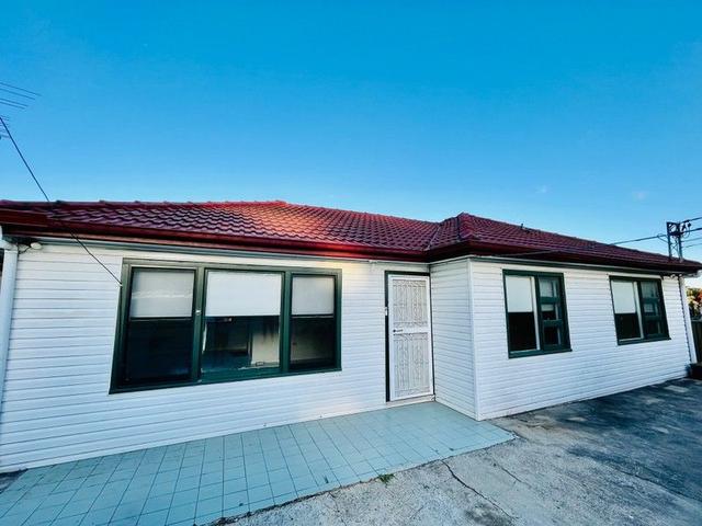 15a Fairmount Street, NSW 2195