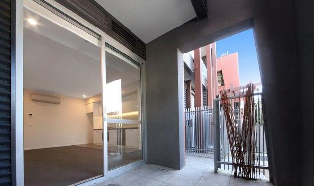 2/33 James Street, VIC 3181