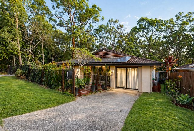 5 Sandalwood Terrace, QLD 4211