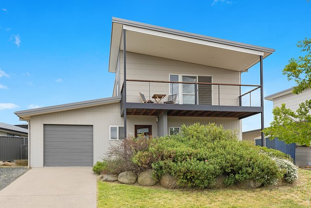 42b Twynam Street, NSW 2627