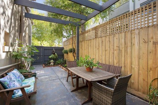 1/19A Dickens Street, VIC 3184