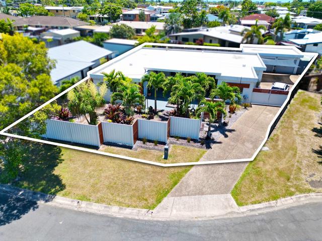 6 Steinbeck Court, QLD 4740