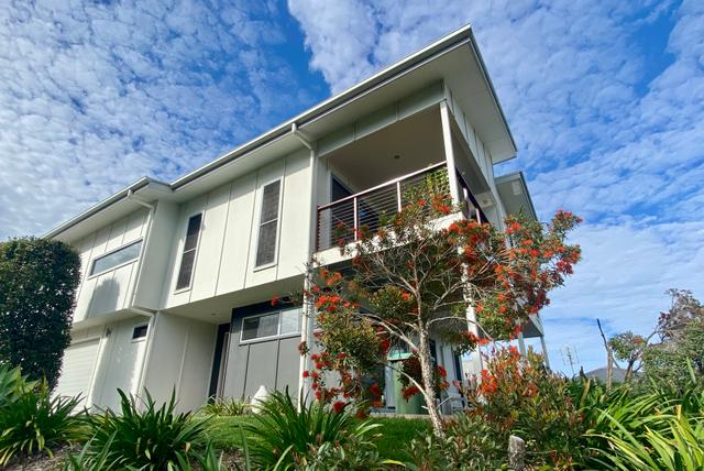 74 Sandhurst Crescent, QLD 4573