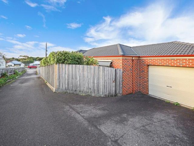 2/231 Moore Street, VIC 3280