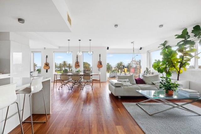 8/347 Beaconsfield Parade, VIC 3182