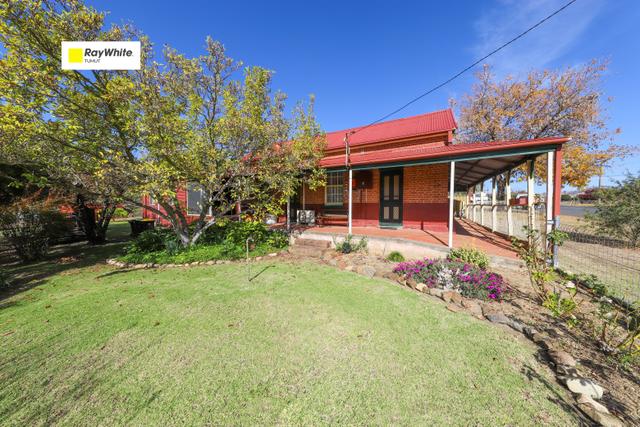 21 Selwyn Street, NSW 2729