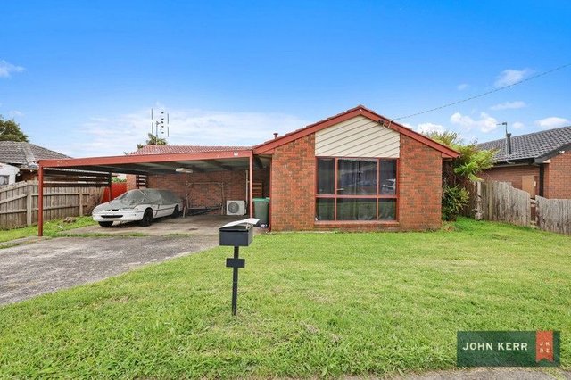 10 Randall Crescent, VIC 3825