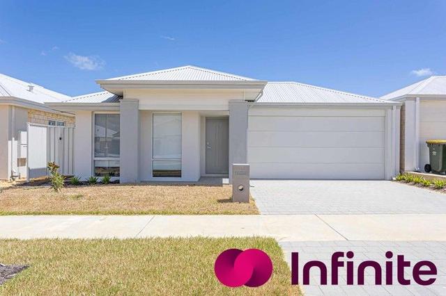 15 Hopetoun Drive, WA 6034