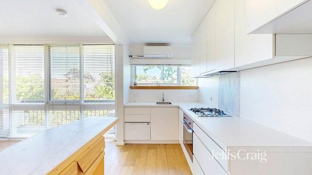 11/49A Denbigh Road, VIC 3143