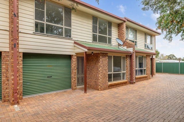 2/355 Tor Street, QLD 4350