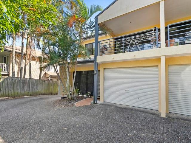 2/55 Waverley Street, QLD 4103