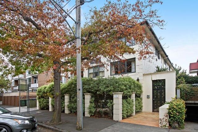 2/38 Wynnstay Road, VIC 3181