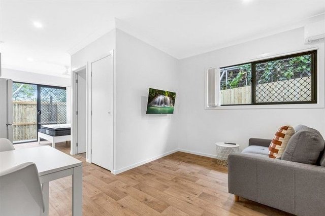 2/94 Winslow Street, QLD 4076