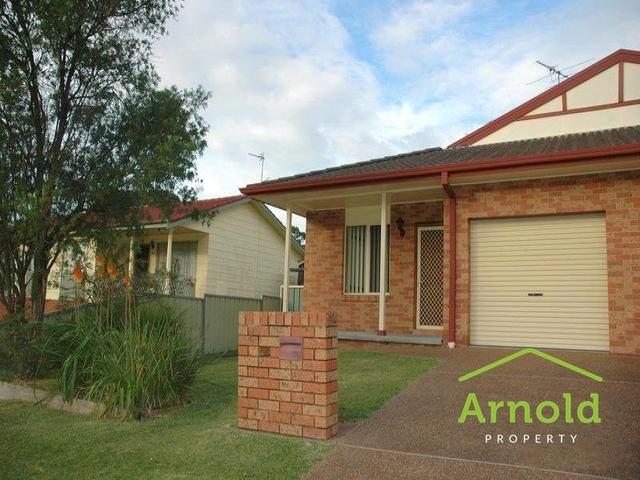 2/16 Holt Street, NSW 2282