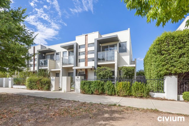 35 William Cooper Avenue, ACT 2914