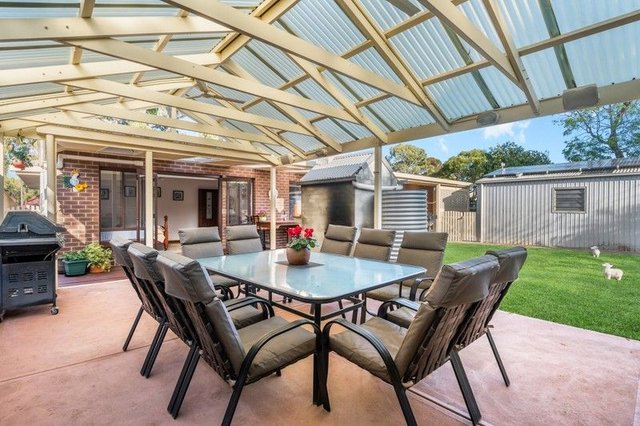 16 Serpentine Road, SA 5158