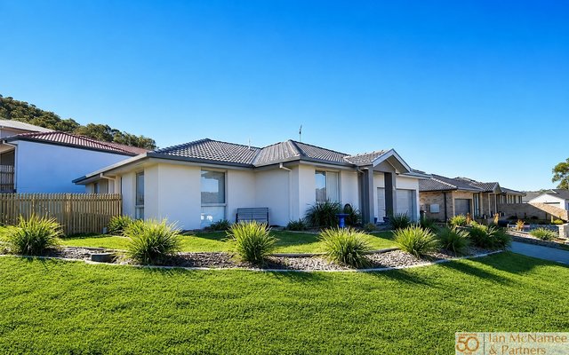 2/4 Urangarra Place, NSW 2619