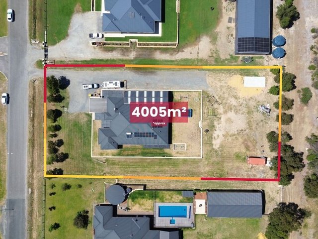 101 Rangeview Loop, WA 6125