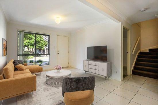 140/350 Leitchs Road, QLD 4500