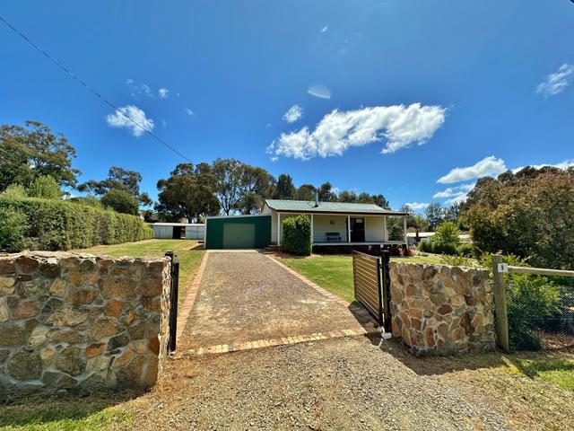 9 Belmore Street Wombat Via, NSW 2594