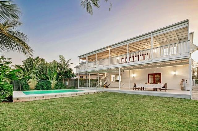 9-11 Ernest  Street, QLD 4215