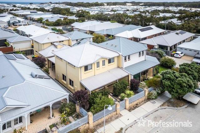 11 Azure Mews, WA 6035