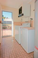Laundry (2010-07-23)