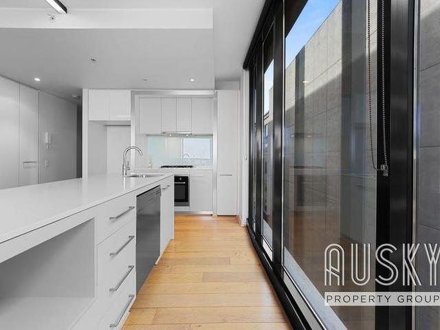 807/568 St Kilda Road, VIC 3000