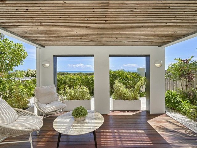 11/5-7 Arlington Esplanade, QLD 4879